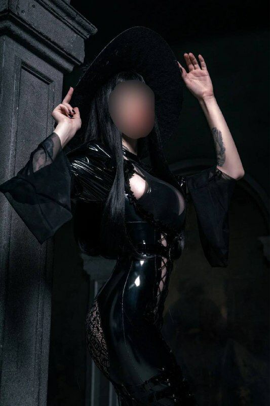 Проститутка Госпожа Инесса с 2 размером груди сделает с удовольствием страпон и примет у себя